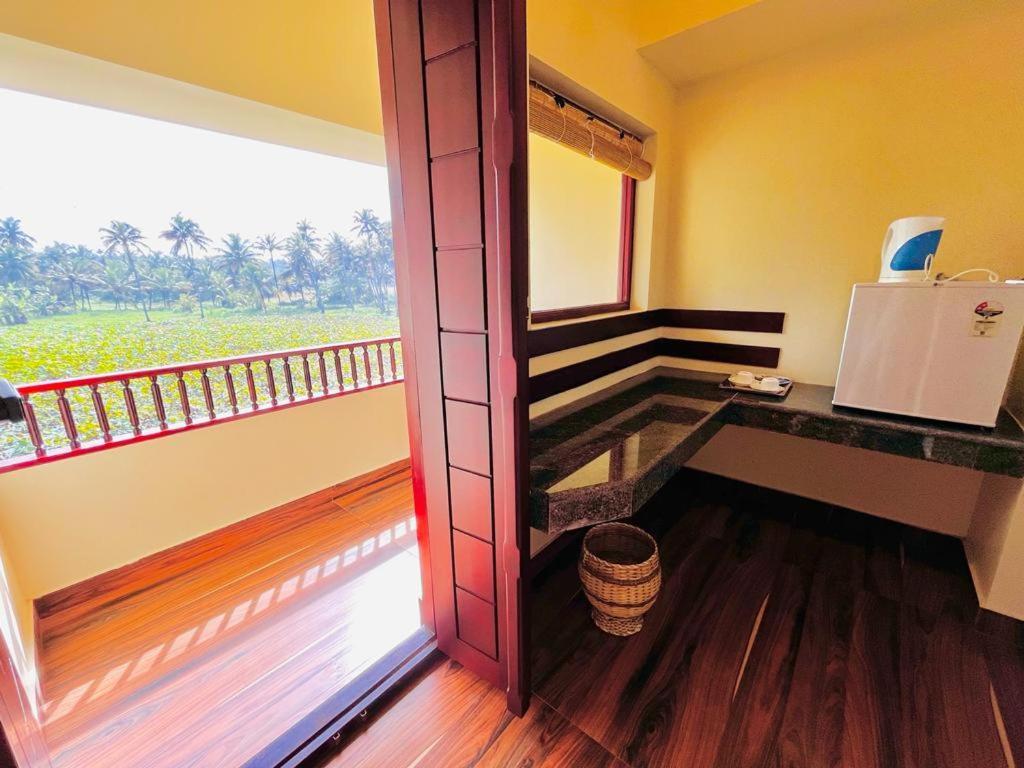Maadathil Cottages & Beach Resort Varkala Eksteriør billede
