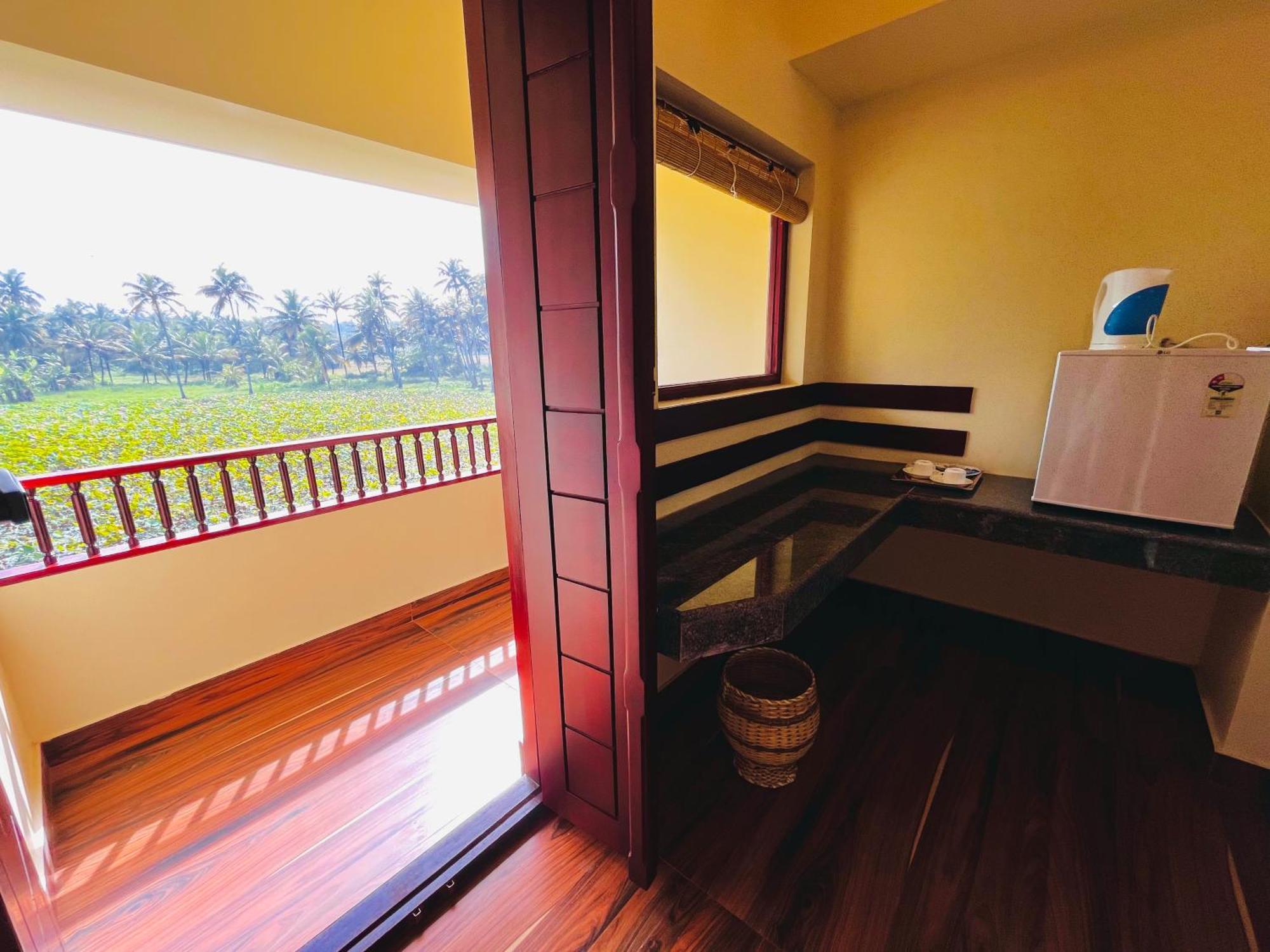 Maadathil Cottages & Beach Resort Varkala Eksteriør billede