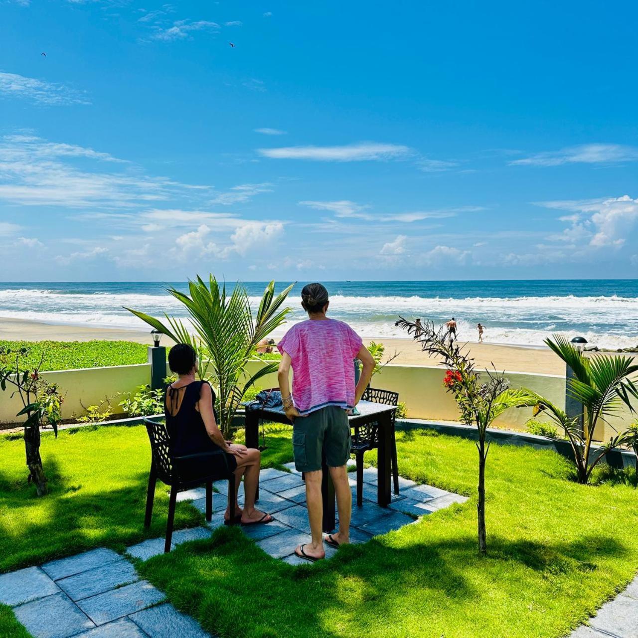 Maadathil Cottages & Beach Resort Varkala Eksteriør billede